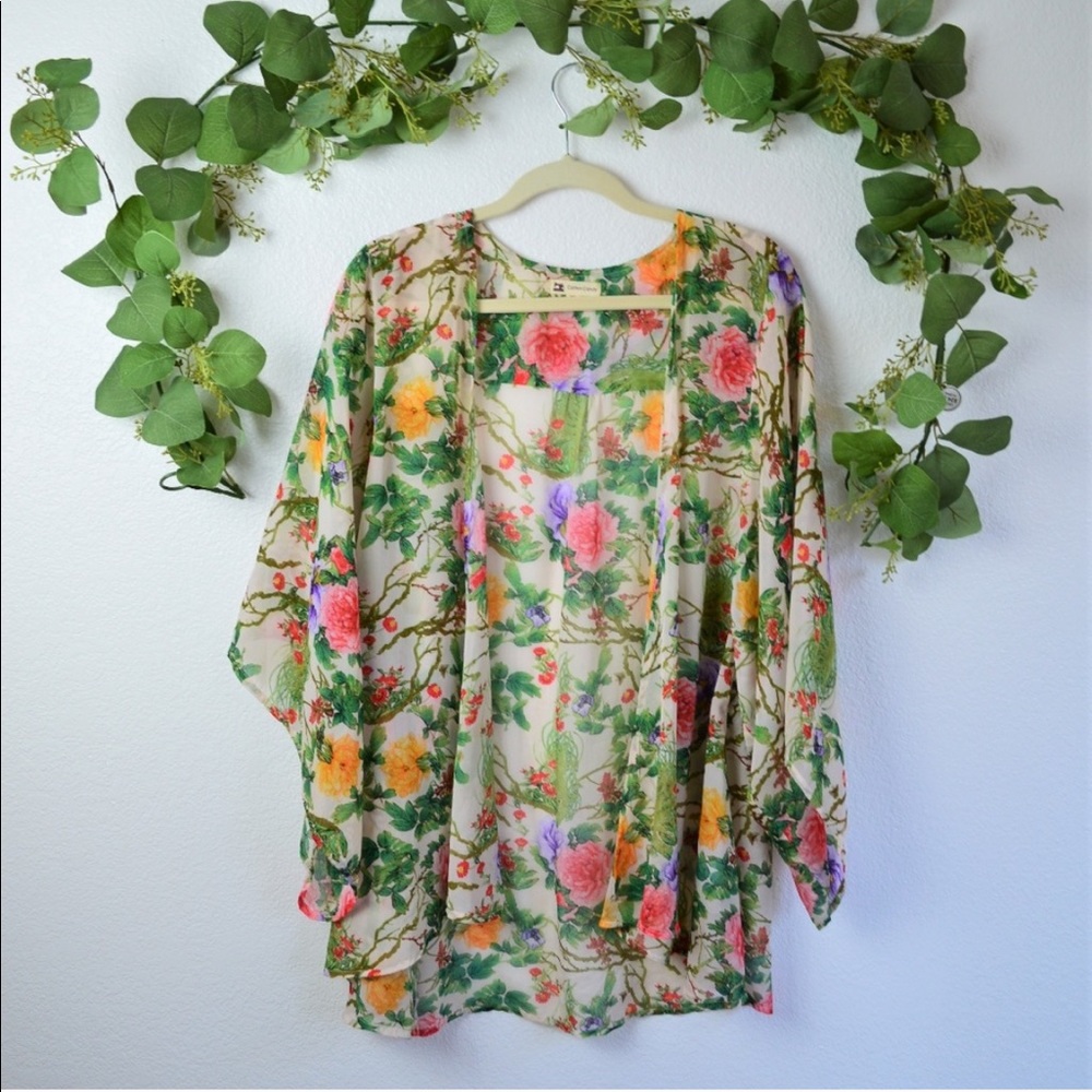 Floral 🌟2FOR30🌟 kimono